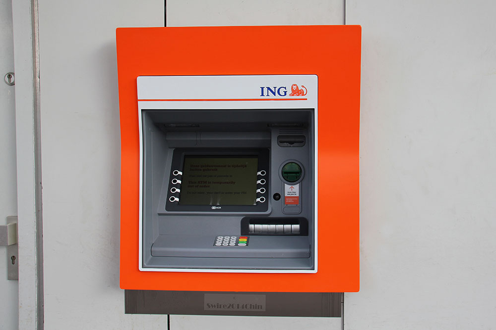 Cash dispenser image